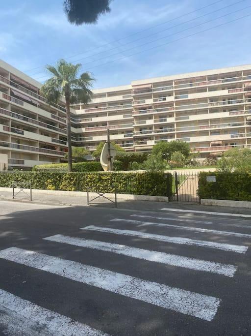 Studio Golf Juan Golfe-Juan Exterior foto